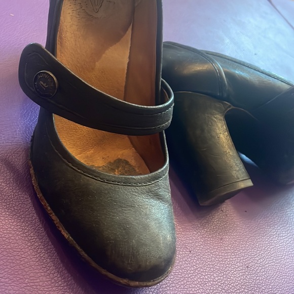 FRYE used ADRIENNE sz 6.5 Mary Jane heels - Picture 2 of 6